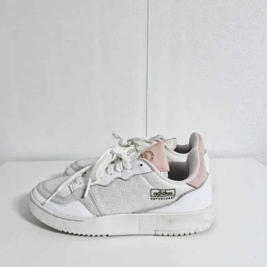 [BUNJANG] Adidas Sneakers (235) / 아디다스 스니커즈(235)