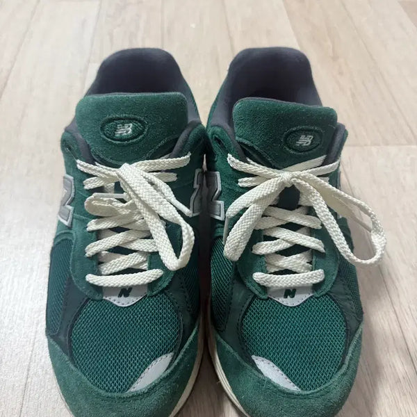 [BUNJANG] New Balance 2002R Sneakers / 뉴발란스 2002R