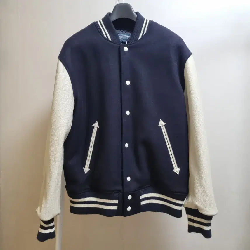 [BUNJANG] Outstanding Genuine Leather Varsity Jacket (Size M) / 새제품) 아웃스탠딩 소가죽 바시티 자켓 M