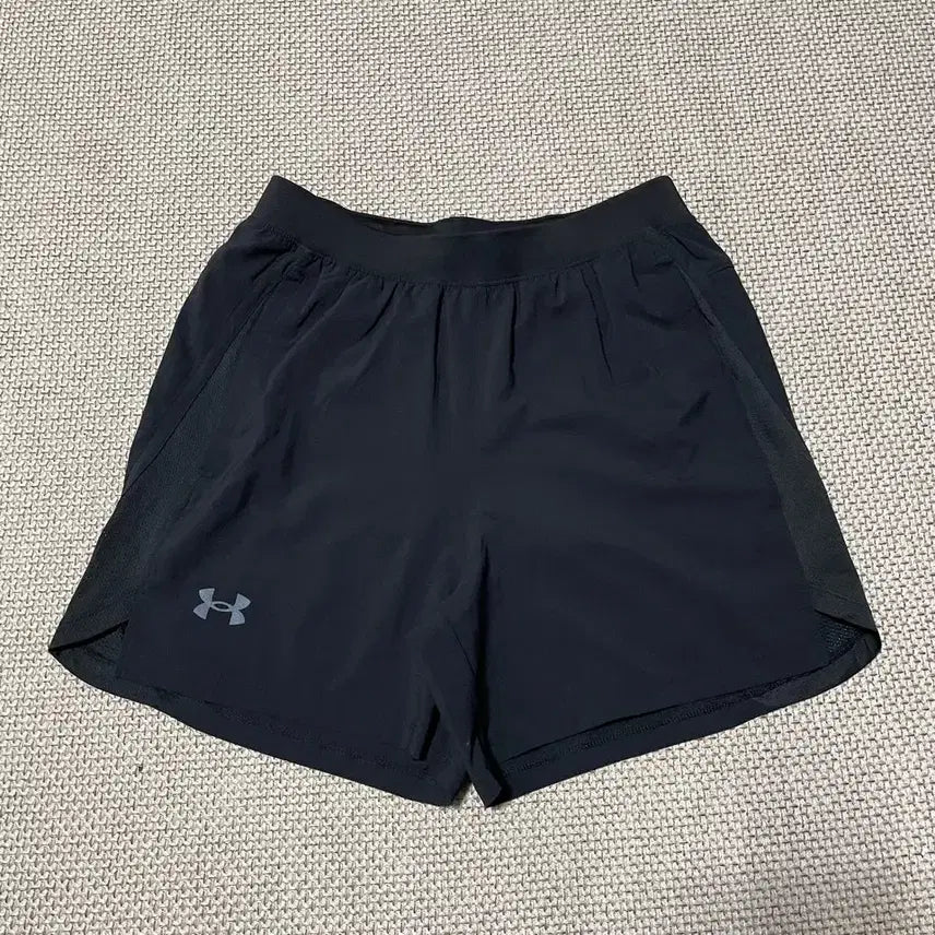 [BUNJANG] Under Armour L Shorts / L 언더아머 반바지 하의 B.8235