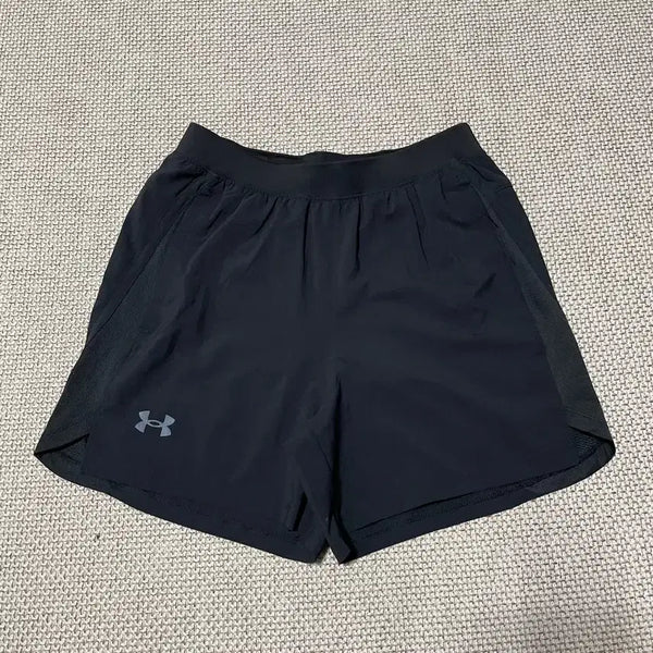 [BUNJANG] Under Armour L Shorts / L 언더아머 반바지 하의 B.8235