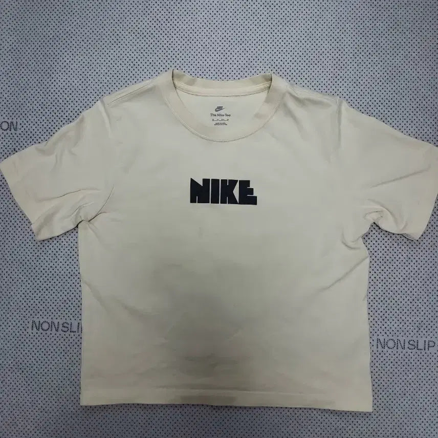 [BUNJANG] Nike Short Sleeve T-Shirt Beige XS / 나이키 반팔 티셔츠 베이지