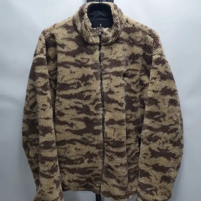 [BUNJANG] Nike Fleece Reversible Camo & Beige/Black Jacket XXL / 나이키 후리스 리버시블 양면 뽀글이 양털 자켓 카모 베이지 블랙 xxl
