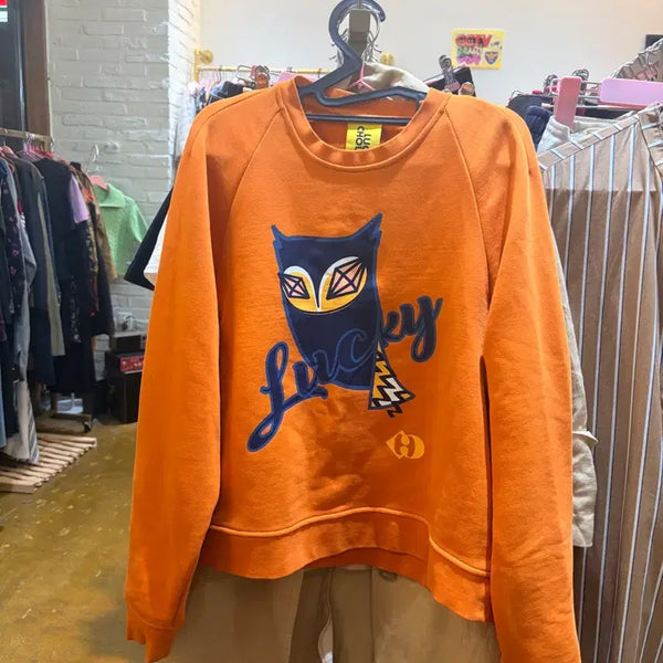 [BUNJANG] Lucky Chouette Orange Sweatshirt / 럭키슈에뜨 오렌지 스웻셔츠