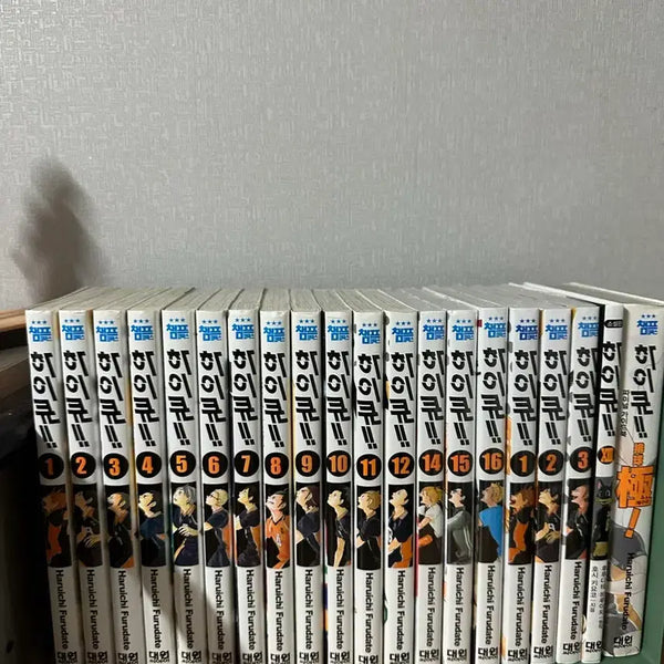 [BUNJANG] Haikyuu!! Manga and Novels Bundle Set / 하이큐 만화책 일괄