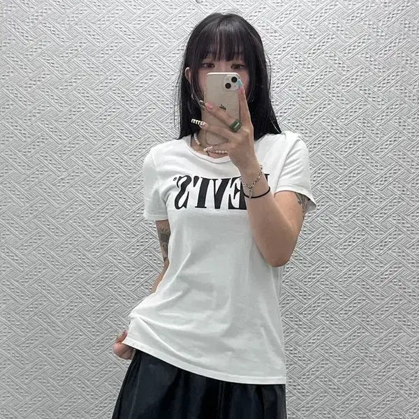 [BUNJANG] Levi's Vintage Casual Big Logo Slim Fit T-Shirt (Size S) / 리바이스 빈티지 캐주얼 레터링 빅로고 슬림핏 반팔티 S C13156