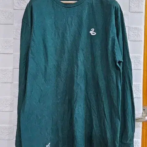 [BUNJANG] Vans x Harry Potter Slytherin Long Sleeve T-Shirt Green L / (R)VANS X 해리포터 슬리데린 긴팔티 그린 L