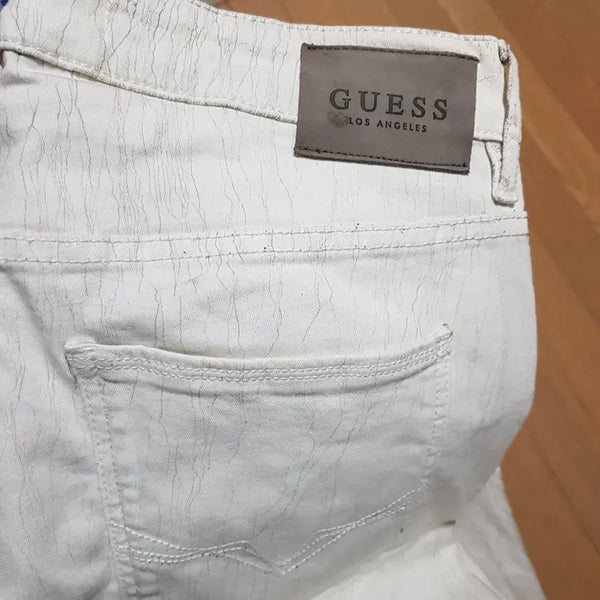 [BUNJANG] Guess Europe Exclusive Crack Design White Skinny Jeans (33-inch) / 33인치 / 게스 /유럽판 크랙디자인 화이트 스판스키니진/2액716