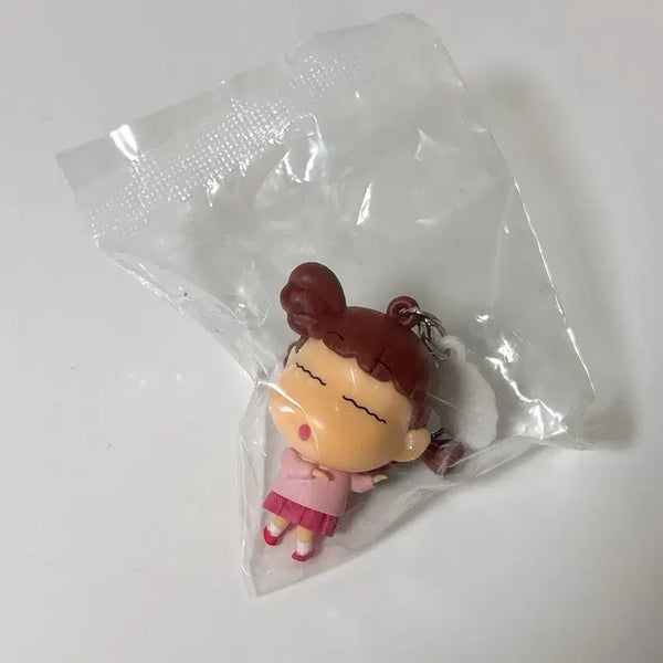 [BUNJANG] Crayon Shin-chan Yuri Woola Dance Keyring / (봉지 미개봉) 유리 울라 댄스 키링 열쇠고리 짱구는못말려