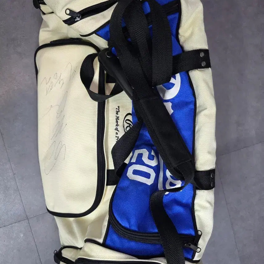 [BUNJANG] Seon Dong-yeol Autographed Chunichi Dragons Rawlings Duffle Bag / 국보급 투수 선동열 친필 사인 주니치 드래곤즈 야구백