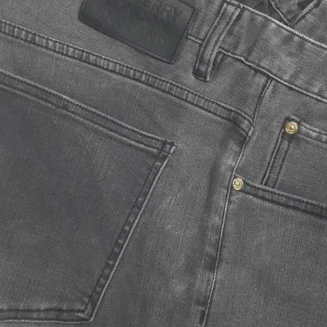 [BUNJANG] Burberry Imported Denim Jeans 36" Waist (No.411) / [해외판] 버*버*리(완전스판) 수입데님 36"실측(No.411)드라이완료!