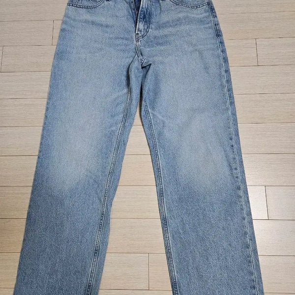 [BUNJANG] Uniqlo JW Anderson Straight Jeans / [새상품]유니클로 jw앤더슨 스트레이트진 31