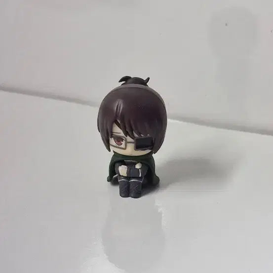 [BUNJANG] Attack on Titan Hange Zoë New Uniform Gacha Figure / 진격의거인 한지 마치보케 신제복 2 한지 조에 진격거 가챠