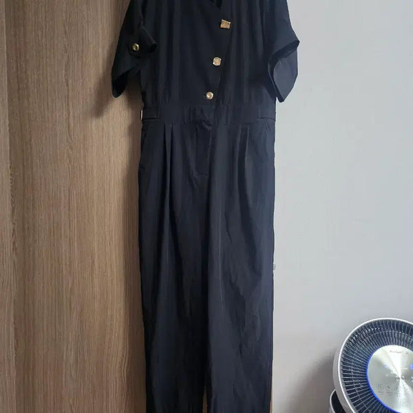 [BUNJANG] Love Paris Gold Button Jumpsuit L / 러브패리스 골드버튼 점프수트