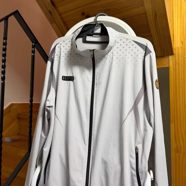 [BUNJANG] Gyeongnam Sports High School Jersey / 경남체고 져지