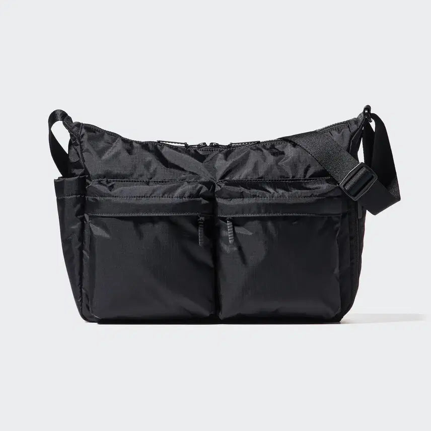 [BUNJANG] Uniqlo Multi Pocket Shoulder Bag Black (New/Early Version) / 유니클로 멀티 포켓 숄더백 블랙 (새상품/초기버전)