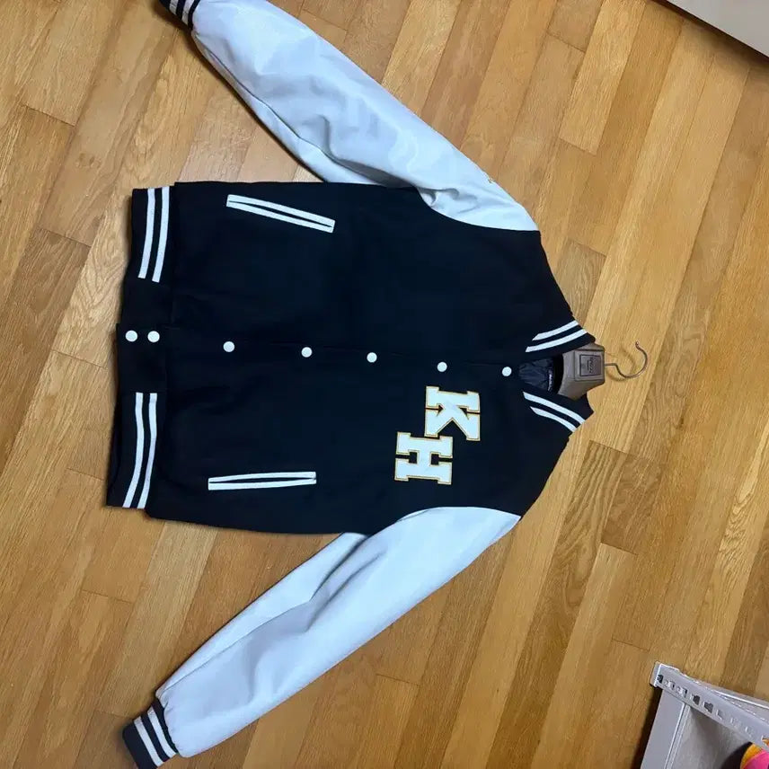 [BUNJANG] Kyung Hee University Mechanical Engineering Department Varsity Jacket / 경희대학교 기계공학과 과잠