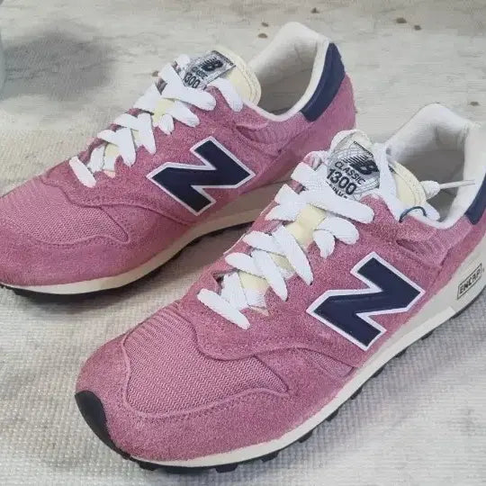 [BUNJANG] New Balance 1300 Aimé Leon Dore Dusty Pink (295) / 뉴발란스 1300 에임레온도르 더스티 핑크 295