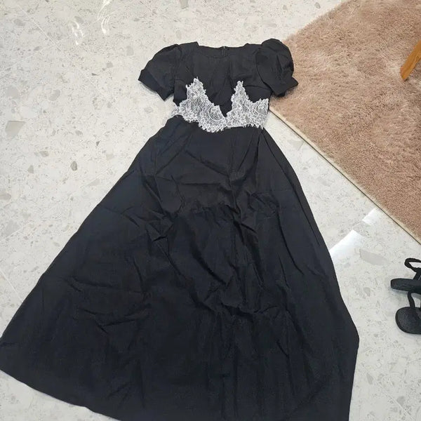 [BUNJANG] Black Puff Sleeve Lace Patch Long Dress / (새상품) 블랙 퍼프 소매 레이스 패치 롱 원피스 55