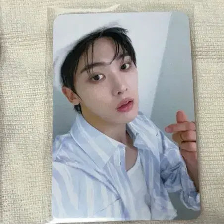[BUNJANG] ASTRO Yoon San-ha Withmuu POB (Beret) Photocard / 위드뮤 미공포(베레모) 윤산하 포카