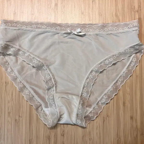 [BUNJANG] Ivory Flower Lace Panty / (중고) 아이보리 플라워 레이스 팬티