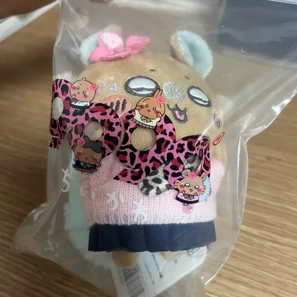 [BUNJANG] Chiikawa Momonga Plush Charm (Sealed) / 갸루 치아카와 모몽가