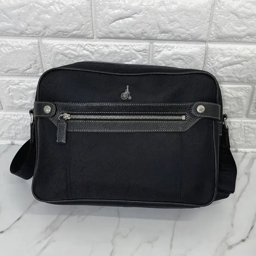 [BUNJANG] Authentic Beanpole Black Crossbody Bag Nylon Leather Polyester / [정품] 빈폴 블랙 크로스백 남자 가방