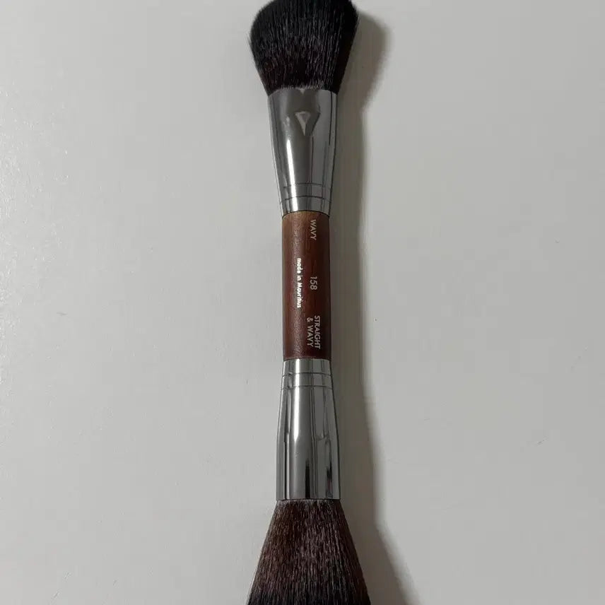 [BUNJANG] Make Up For Ever 158 Double Ended Sculpting Powder Brush / 새상품 메이크업포에버 158 더블 엔디드 스컬프팅 파우더 브러쉬