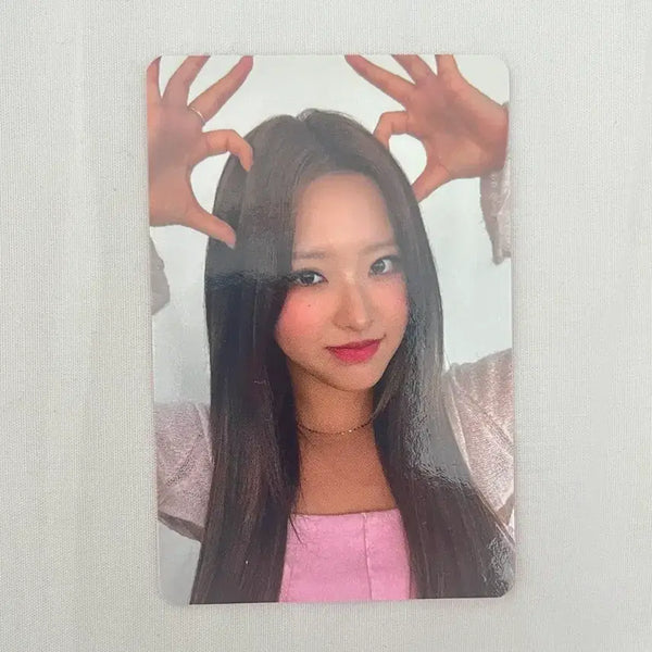 [BUNJANG] LOONA Loossemble Son Hye-joo Olivia Hye Everline Photocard / 이달의소녀 루셈블 손혜주 올리비아 혜 에버라인 포카
