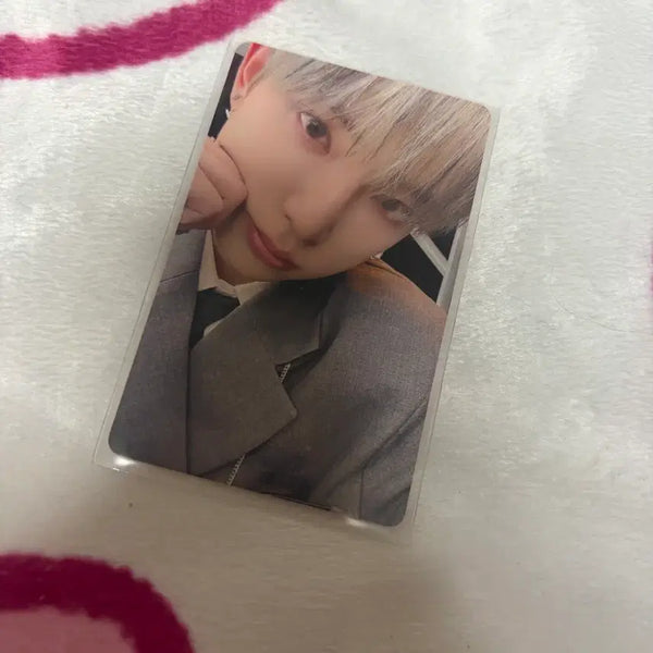 [BUNJANG] ENHYPEN Harua Go-in Blind Universal Lucky Draw Photocard POB / 앤팀 하루아 고인블 고인블라인드 유니버셜 럭드 포카 미공포 양도 판매