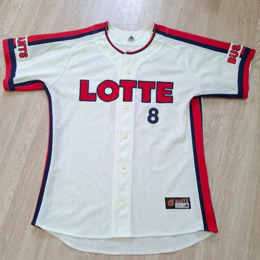 [BUNJANG] Lotte Giants Jeon Jun-woo Adidas Champion Ivory Size 105 Jersey / 롯데자이언츠 전준우 아디다스 챔피언 아이보리 105사이즈 유니폼