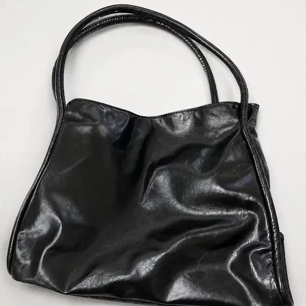 [BUNJANG] Glossy Shoulder Bag (Black) / [00510] 유광 숄더백 (블랙)