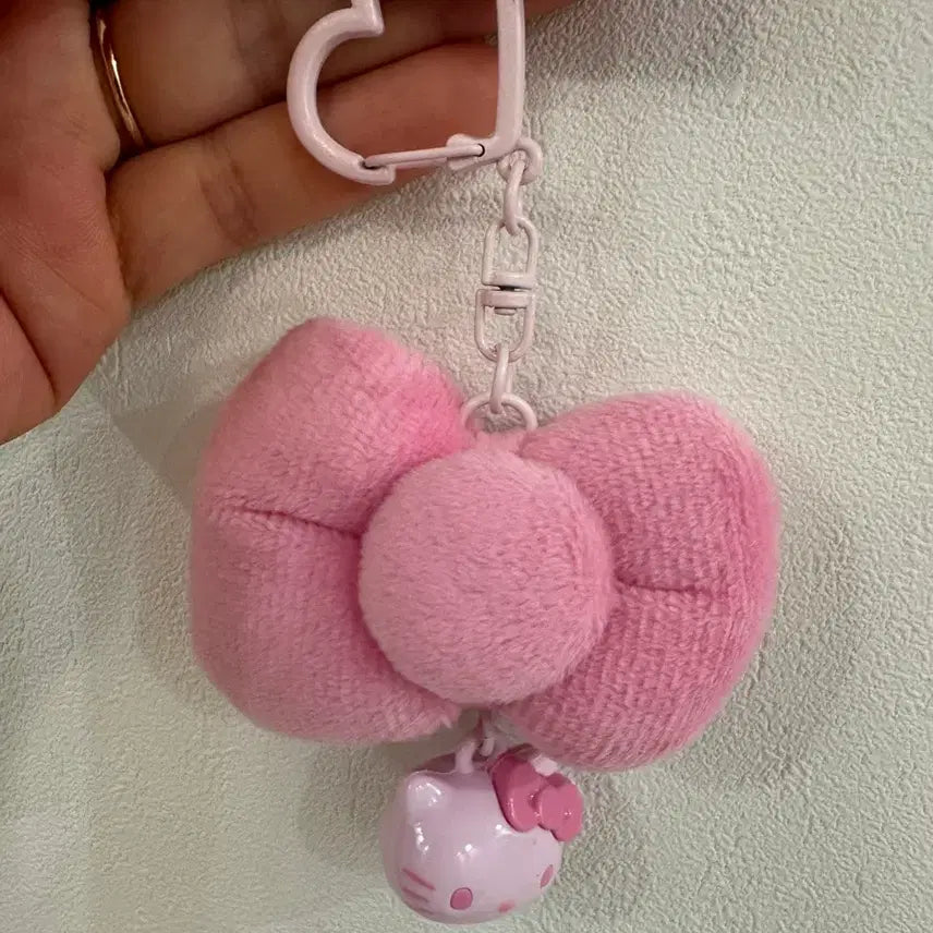 [BUNJANG] Sanrio Hello Kitty Pink Fur Charm / 일본정품 산리오 헬로키티 핑크 키링 새상품