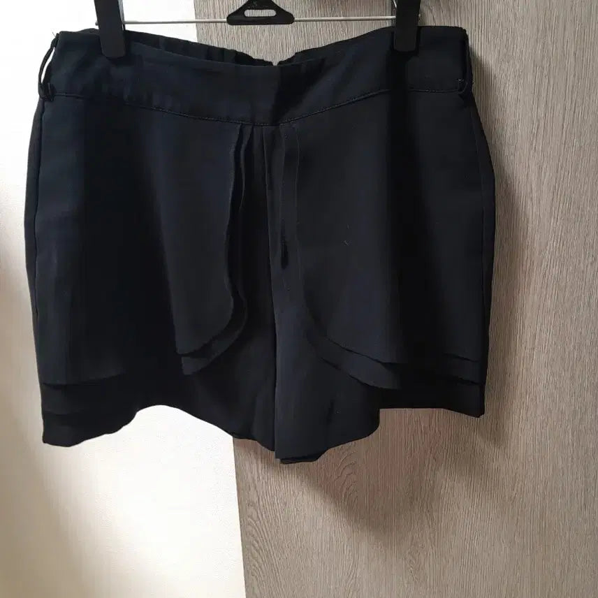 [BUNJANG] Women's Semi-Formal Shorts (Size 66-77) / 여자 세미정장반바지(66~77)