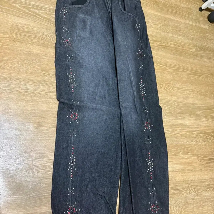 [BUNJANG] Blumarble Gemstone Detail Denim Pants Size 29 / 블루마블 잼스톤 디테일 데님 29사이즈