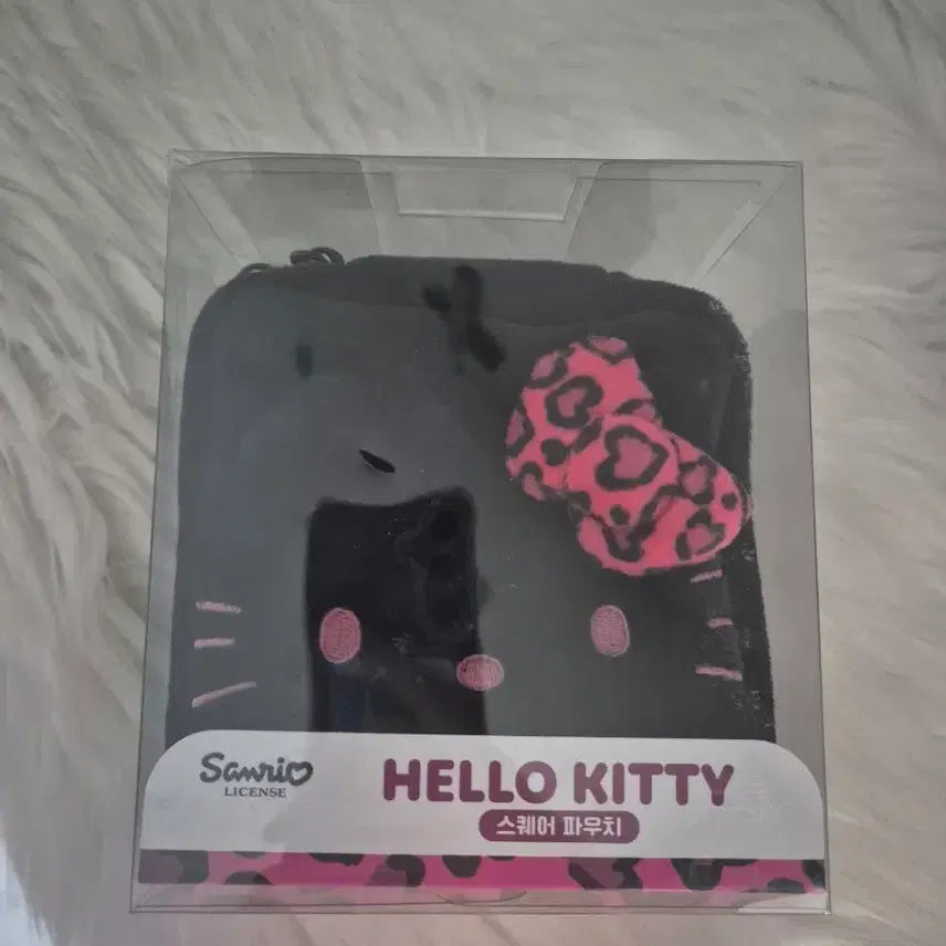 [BUNJANG] Hello Kitty Square Pouch / 헬로키티 스퀘어 파우치