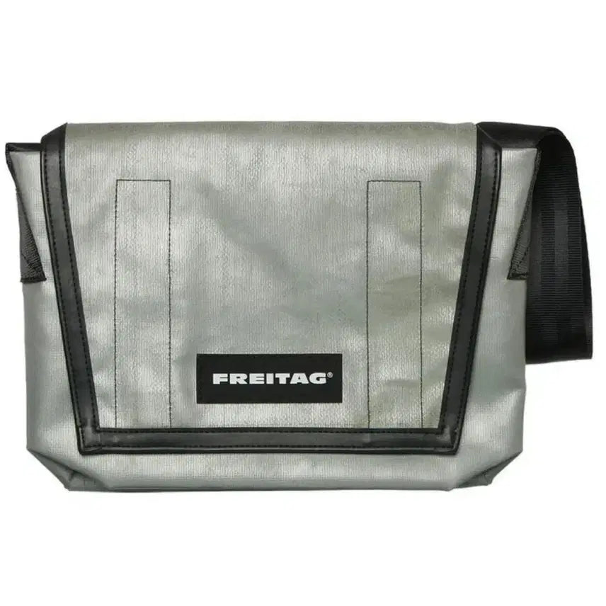 [BUNJANG] Freitag Ramsay All Silver Messenger Bag / 프라이탁 라씨 올실버
