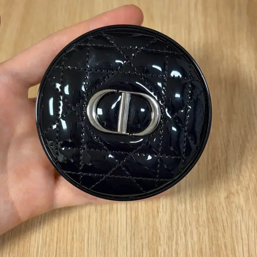 [BUNJANG] Dior Forever Cushion Case Vinyl Cannage / 디올 포에버 쿠션 케이스 바이닐 까나쥬 2회사용