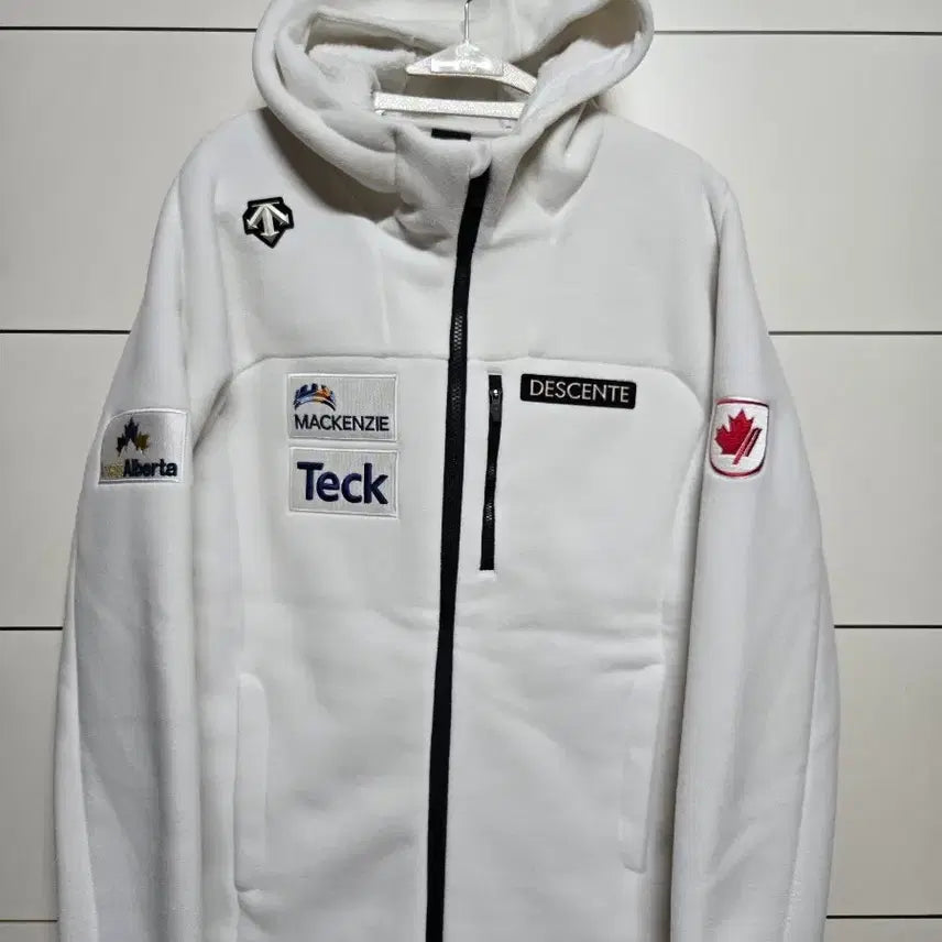 [BUNJANG] Descente Canada Ski Cross Bonded Fleece Jacket / 데상트 캐나다 스키크로스 본딩 플리스 자켓