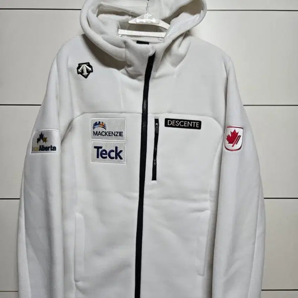 [BUNJANG] Descente Canada Ski Cross Bonded Fleece Jacket / 데상트 캐나다 스키크로스 본딩 플리스 자켓