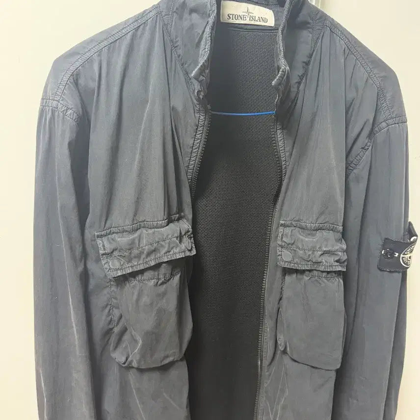 [BUNJANG] Stone Island Windbreaker / 스톤아일랜드 바람막이