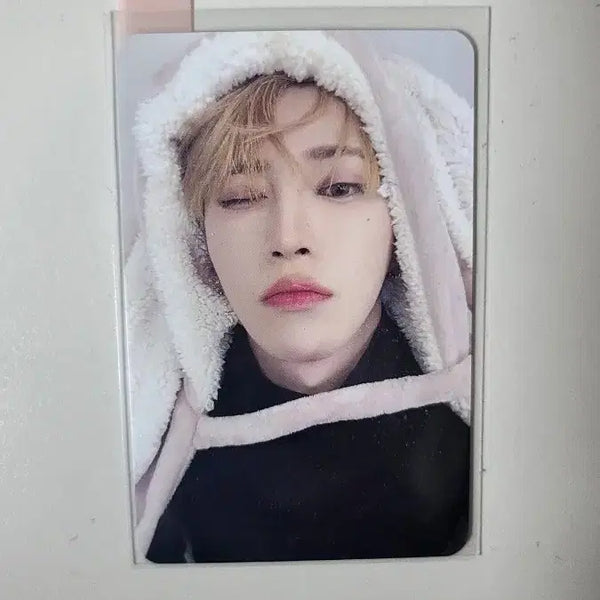 [BUNJANG] Aldi Won Arno Rabbit Blanket / 알디원 토끼 담요 아르노