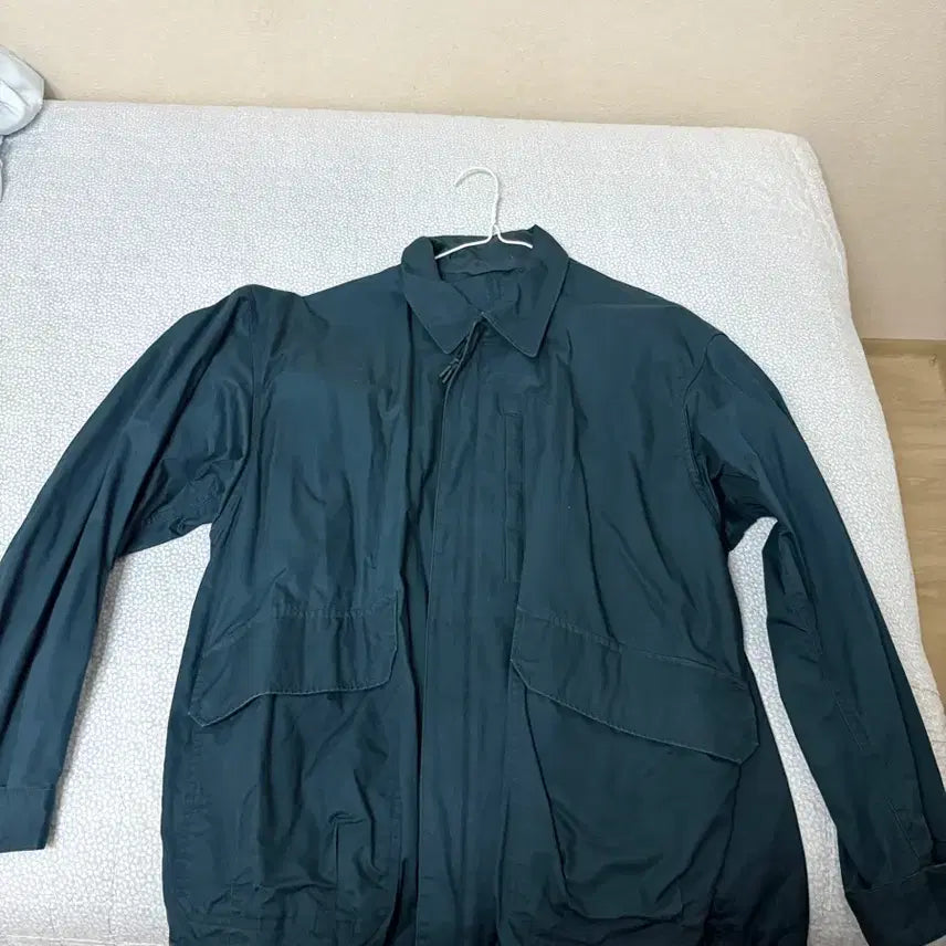 [BUNJANG] Uniqlo U Windbreaker Jacket / 유니클로 u 바람막이 자켓