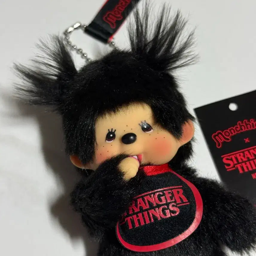 [BUNJANG] Limited Edition Monchhichi X Stranger Things Keychain / 한정판 몬치치 X 기묘한 이야기 키링