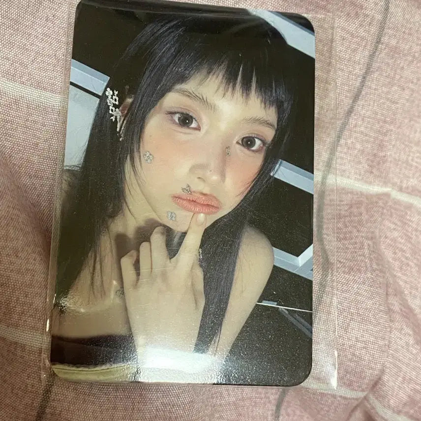[BUNJANG] NMIXX Heavy Serenades Aladin POB Jiwoo Photocard / 엔믹스 헤비 세레나데 알라딘 특전 지우 포토카드 포카