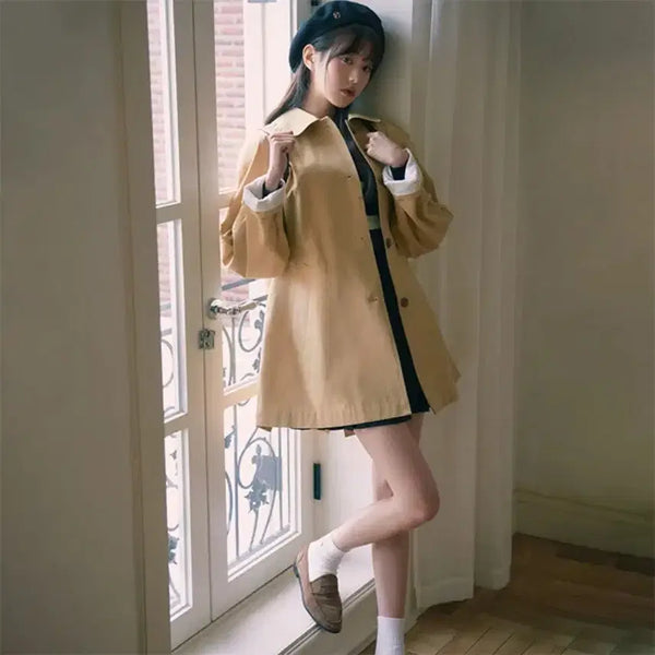 [BUNJANG] LOUREROLAR Jang Wonyoung Beige Half Short Trench Coat / 로라로라 장원영 베이지 하프 숏 트렌치 코트