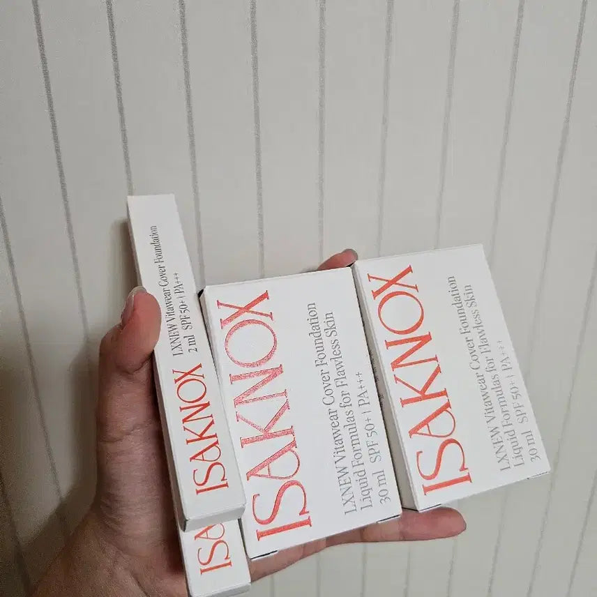[BUNJANG] Isa Knox LXNEW Vita Wear Cover Foundation (21 & 23) / 이자녹스 엘엑스뉴 비타웨어 커버 파운데이션 21호,23호