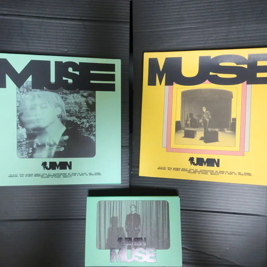 [BUNJANG] BTS Jimin 'MUSE' Album Set (Weverse Albums, POB) Photocard Holder / BTS 지민 'MUSE' 앨범 세트 판매합니다.