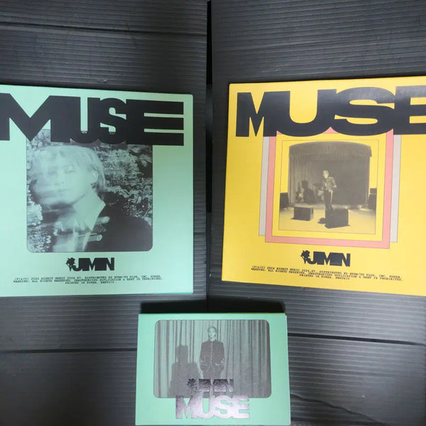[BUNJANG] BTS Jimin 'MUSE' Album Set (Weverse Albums, POB) Photocard Holder / BTS 지민 'MUSE' 앨범 세트 판매합니다.