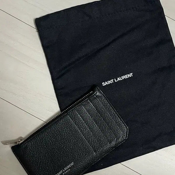 [BUNJANG] Yves Saint Laurent Black Card Holder / 입생로랑 카드지갑 블랙